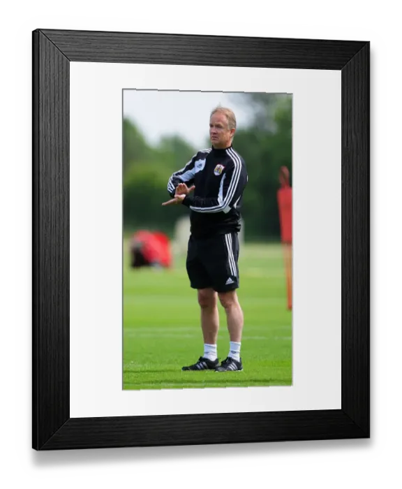 Framed Print : Bristol City FC: Pre-Season Training with Coach Sean O'Driscoll (June 2013) Framed Print : Bristol City FC: Pre-Season Training with Coach Sean O'Driscoll (June 2013)