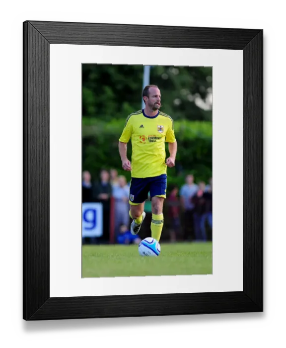 Framed Print : Bristol City FC: Louis Carey in Pre-Season Action Against Ashton and Backwell United (03.07.2013) Framed Print : Bristol City FC: Louis Carey in Pre-Season Action Against Ashton and Backwell United (03.07.2013)