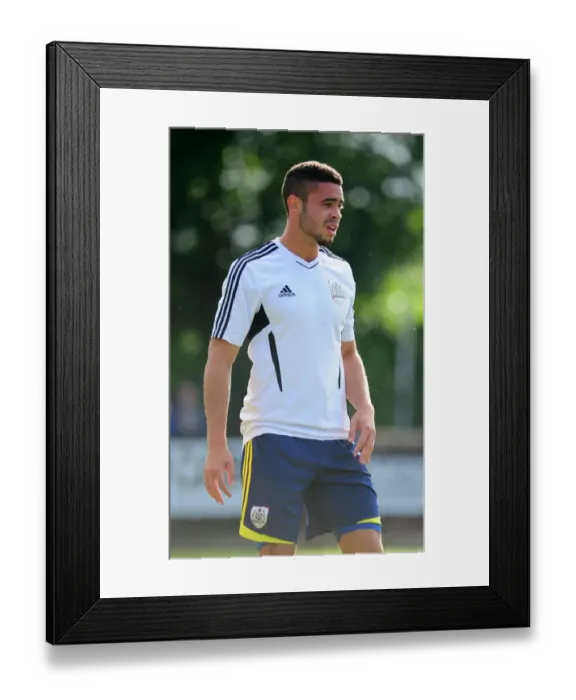 Framed Print : Bristol City's Derrick Williams in Pre-Season Form: Ashton and Backwell United vs. Bristol City (03.07.2013) Framed Print : Bristol City's Derrick Williams in Pre-Season Form: Ashton and Backwell United vs. Bristol City (03.07.2013)