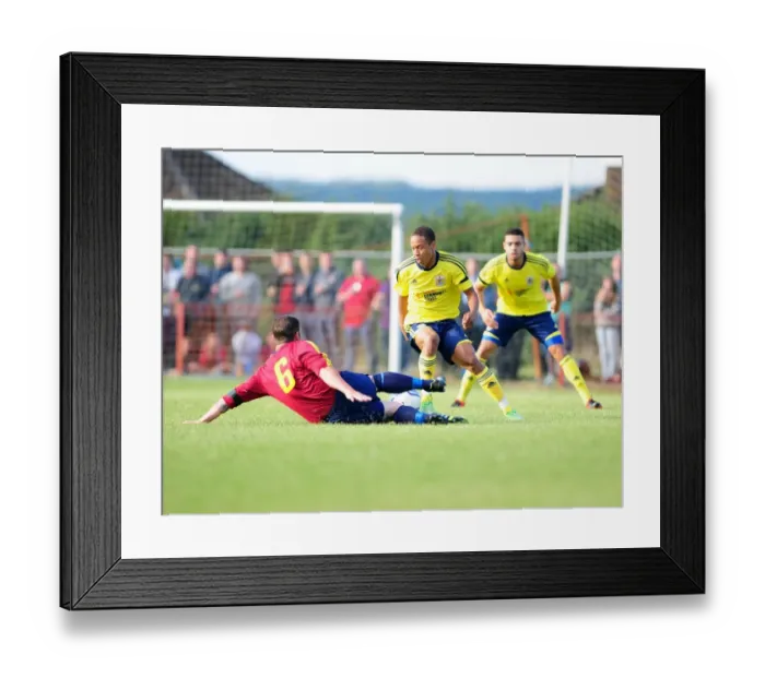 Framed Print : Bobby Reid Nimbly Evades a Challenge: Ashton and Backwell United vs. Bristol City (Pre-Season Friendly)