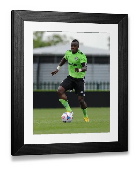 Framed Print : Bristol City's Alhassan Bangura Faces Off Against Forest Green Rovers in Intense Football Rivalry Framed Print : Bristol City's Alhassan Bangura Faces Off Against Forest Green Rovers in Intense Football Rivalry