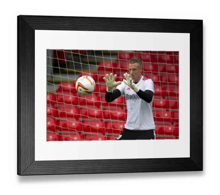 Framed Print : Bristol City's Elliot Parish in Action at Bournemouth Pre-Season Friendly (2013) Framed Print : Bristol City's Elliot Parish in Action at Bournemouth Pre-Season Friendly (2013)
