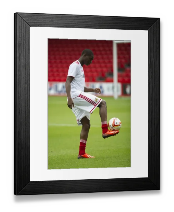Framed Print : Bristol City's Jordan Wynter in Action at Bournemouth Pre-Season Friendly (2013)