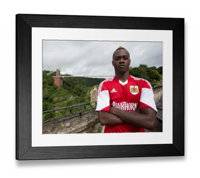 Framed Print : Bristol City Football Team at Avon Gorge Hotel with Clifton Suspension Bridge Backdrop: Toby Ajala's Portrait