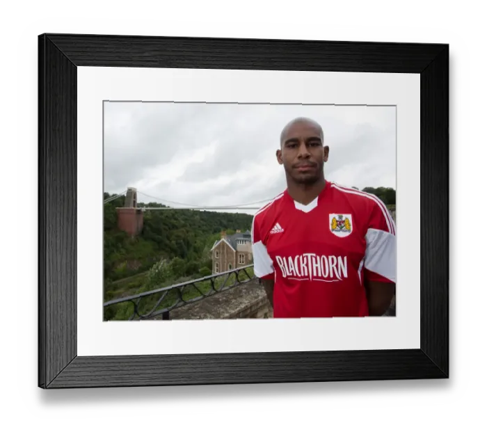 Framed Print : Bristol City Football Team: Marvin Elliot Taking Charge at Avon Gorge Hotel Framed Print : Bristol City Football Team: Marvin Elliot Taking Charge at Avon Gorge Hotel