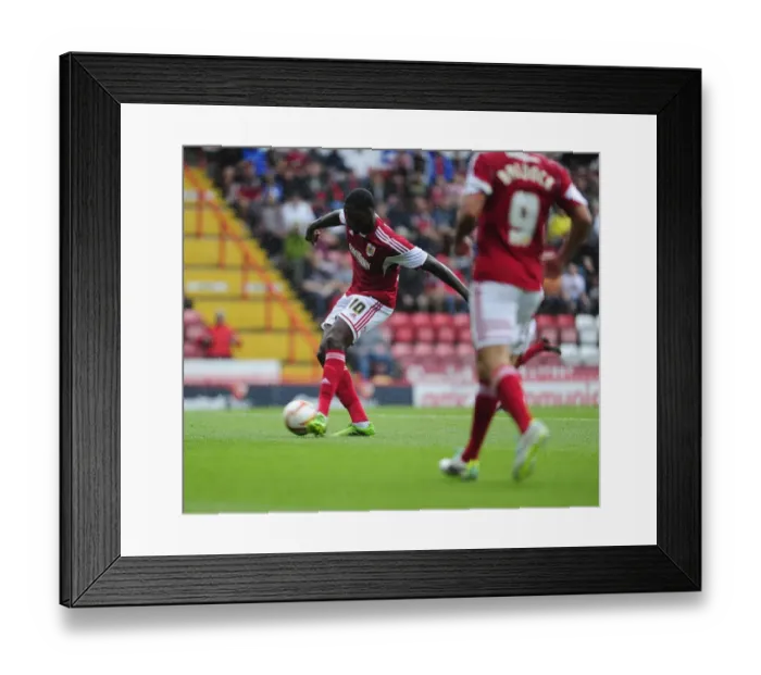Framed Print : Jay Emmanuel-Thomas Scores the Opener for Bristol City against Bradford City in Sky Bet League One Framed Print : Jay Emmanuel-Thomas Scores the Opener for Bristol City against Bradford City in Sky Bet League One