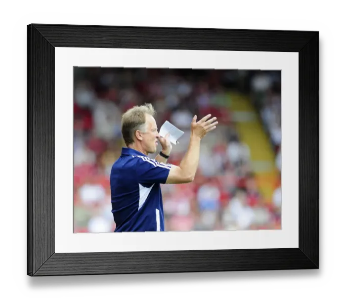 Framed Print : Sean O'Driscoll Leads Bristol City in Sky Bet League One Clash Against Bradford City, August 2013 Framed Print : Sean O'Driscoll Leads Bristol City in Sky Bet League One Clash Against Bradford City, August 2013