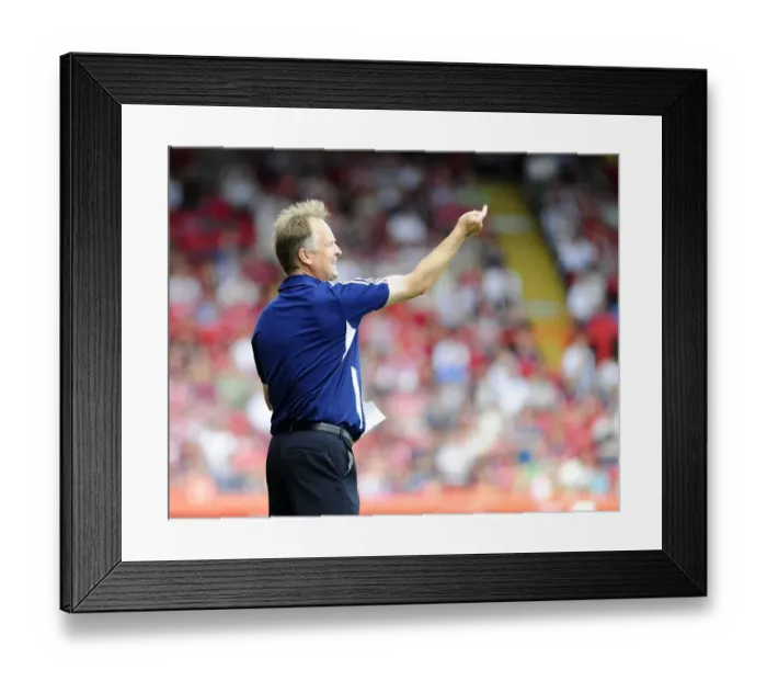 Framed Print : Sean O'Driscoll Leads Bristol City at Ashton Gate, August 2013 - Football Match Against Bradford City