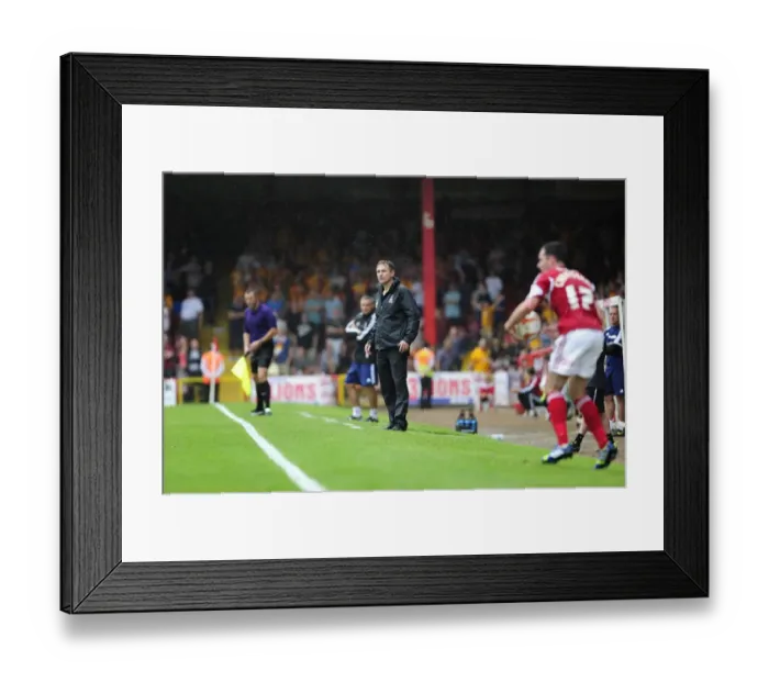 Framed Print : Phil Parkinson Leads Bradford City Against Bristol City, 2013 Framed Print : Phil Parkinson Leads Bradford City Against Bristol City, 2013