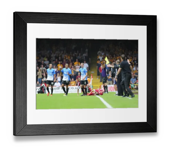 Framed Print : Bristol City vs Bradford City: Scott Wagstaff's Injury Drama at Ashton Gate (August 3, 2013) Framed Print : Bristol City vs Bradford City: Scott Wagstaff's Injury Drama at Ashton Gate (August 3, 2013)