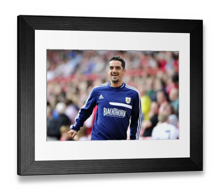 Framed Print : Bristol City: Scott Murray, the Unseen Heroes of Ashton Gate - Bristol City V Bradford City, 2013 Framed Print : Bristol City: Scott Murray, the Unseen Heroes of Ashton Gate - Bristol City V Bradford City, 2013