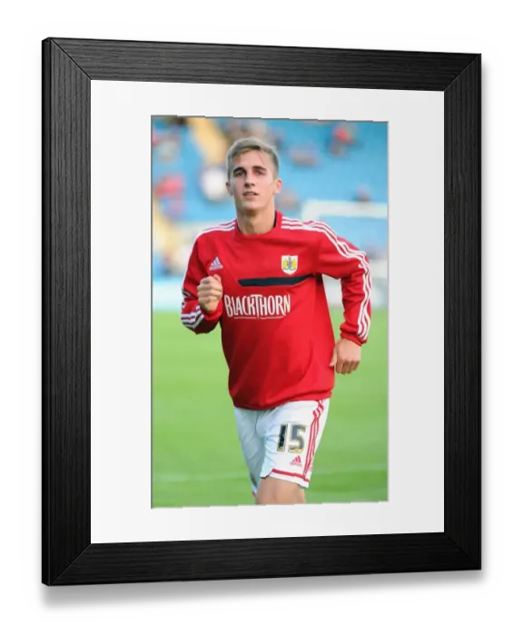 Framed Print : Bristol City's Joe Bryan in Action at Gillingham's Priestfield Stadium, Capital One Cup First Round, 2013