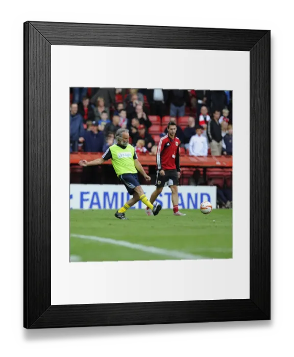 Framed Print : Intense Football Rivalry: Sky Bet League One Showdown - Bristol City vs Wolves at Ashton Gate, 2013 Framed Print : Intense Football Rivalry: Sky Bet League One Showdown - Bristol City vs Wolves at Ashton Gate, 2013