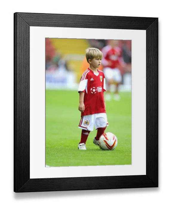 Framed Print : Football Rivalry Ignites: Bristol City vs Wolves, Sky Bet League One (August 17, 2013) Framed Print : Football Rivalry Ignites: Bristol City vs Wolves, Sky Bet League One (August 17, 2013)