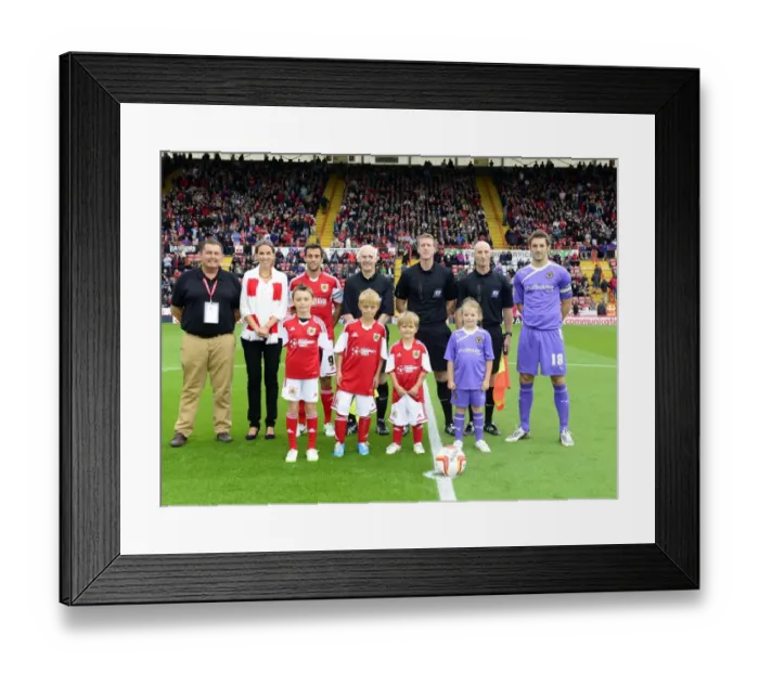 Framed Print : Bristol City vs Wolves: Sky Bet League One Showdown at Ashton Gate (August 17, 2013)