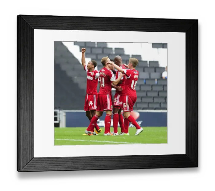 Framed Print : Bristol City's Sam Baldock Scores Thrilling Goal vs Milton Keynes Dons (August 2013) Framed Print : Bristol City's Sam Baldock Scores Thrilling Goal vs Milton Keynes Dons (August 2013)