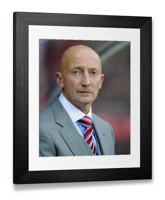 Framed Print : Ian Holloway Guides Crystal Palace at Ashton Gate: Bristol City vs Crystal Palace, Capital One Cup 2013 Framed Print : Ian Holloway Guides Crystal Palace at Ashton Gate: Bristol City vs Crystal Palace, Capital One Cup 2013