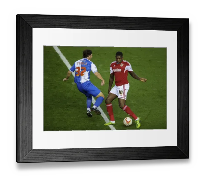 Framed Print : Bristol Derby: John-Joe O'Toole vs. Jay Emmanuel-Thomas Clash in Johnstones Paint Trophy First Round Framed Print : Bristol Derby: John-Joe O'Toole vs. Jay Emmanuel-Thomas Clash in Johnstones Paint Trophy First Round