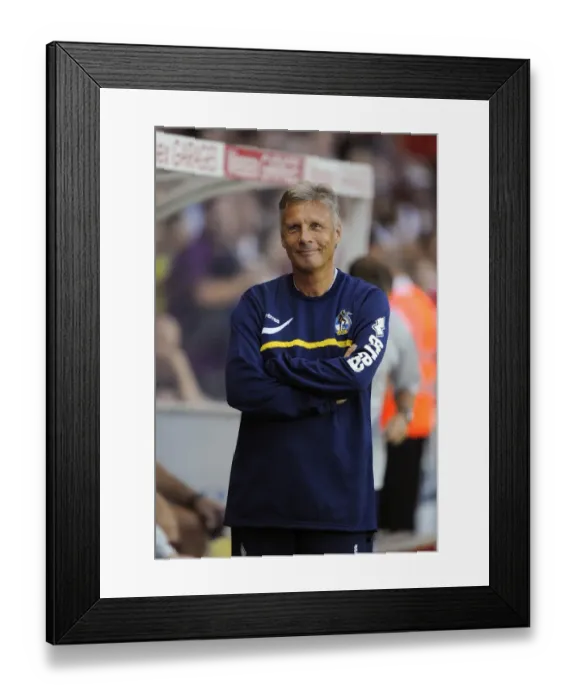 Framed Print : Bristol Derby: John Ward vs. Bristol City - Johnstone's Paint Trophy First Round Clash (Bristol City vs. Bristol Rovers)
