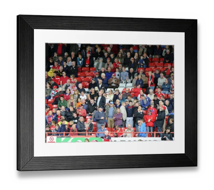 Framed Print : Bristol City V Peterborough Framed Print : Bristol City V Peterborough