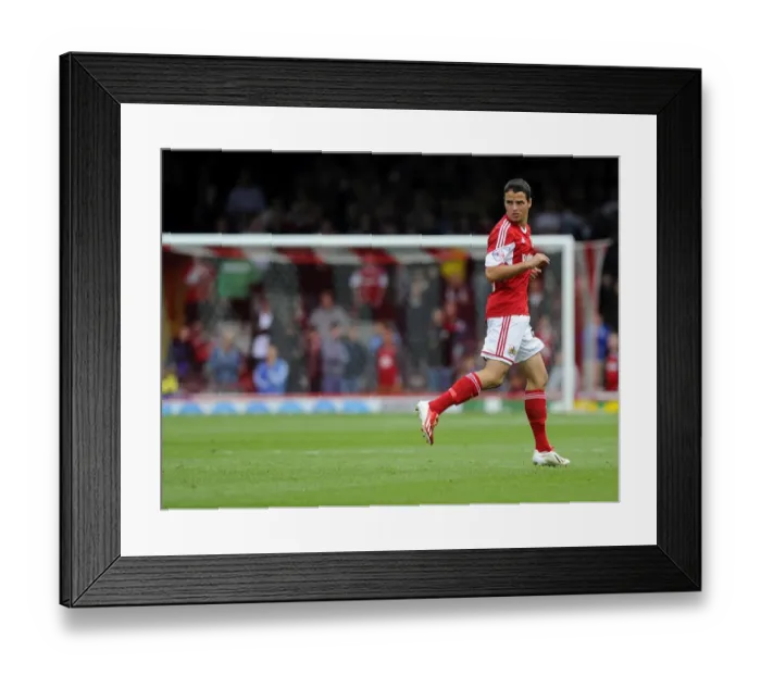 Framed Print : Stephen McLaughlin in Action: Bristol City vs Peterborough United, 2013