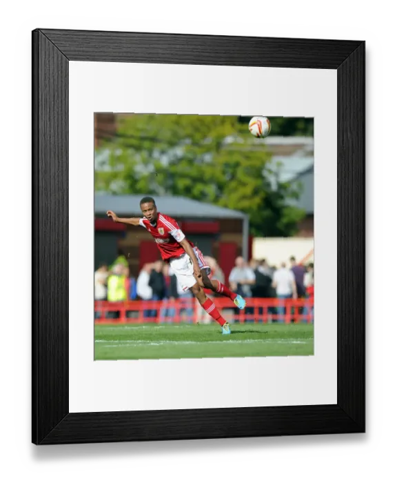 Framed Print : Bobby Reid in Action: Bristol City vs. Peterborough United, September 14, 2013 Framed Print : Bobby Reid in Action: Bristol City vs. Peterborough United, September 14, 2013