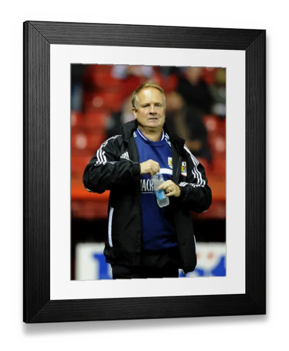 Framed Print : Sean O'Driscoll Leads Bristol City in Sky Bet League One Match against Shrewsbury Town, September 17, 2013 Framed Print : Sean O'Driscoll Leads Bristol City in Sky Bet League One Match against Shrewsbury Town, September 17, 2013