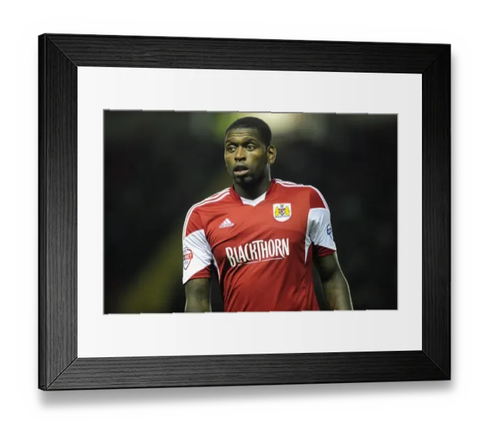 Framed Print : Jay Emmanuel-Thomas in Action: Bristol City vs Shrewsbury Town, September 13, 2013 Framed Print : Jay Emmanuel-Thomas in Action: Bristol City vs Shrewsbury Town, September 13, 2013