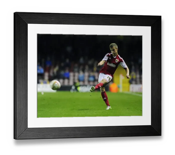 Framed Print : Bristol City's Joe Bryan in Action at Ashton Gate, September 2013 - Football Match