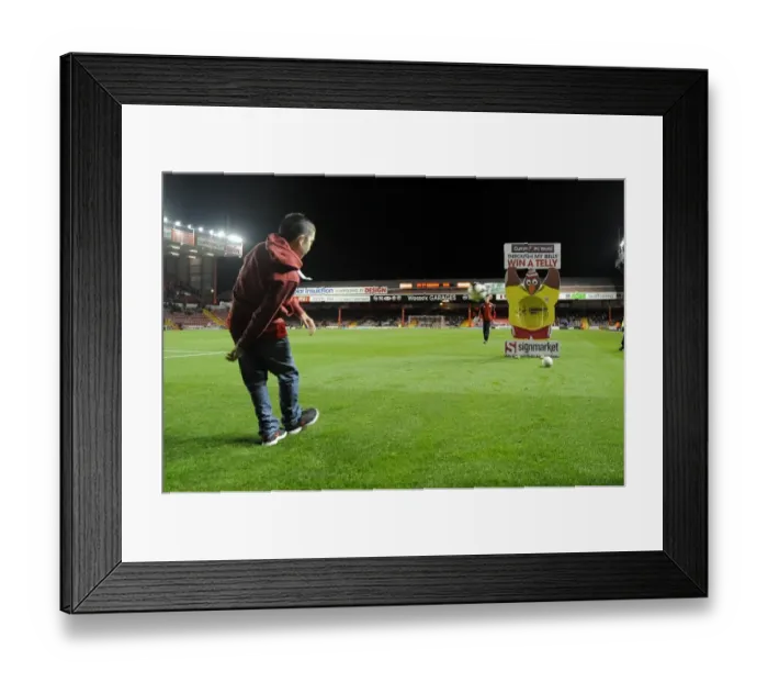Framed Print : Exciting Belly-to-Belly Showdown: Bristol City vs Shrewsbury Town, September 13, 2013 - Dougie Allward / JMP Framed Print : Exciting Belly-to-Belly Showdown: Bristol City vs Shrewsbury Town, September 13, 2013 - Dougie Allward / JMP