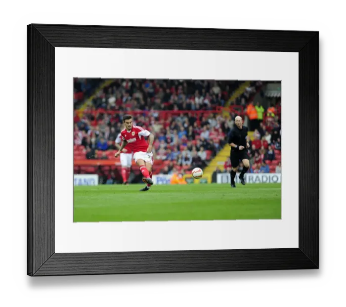 Framed Print : Marlon Pack in Action: Bristol City vs Colchester United, Sky Bet League One (September 2013) Framed Print : Marlon Pack in Action: Bristol City vs Colchester United, Sky Bet League One (September 2013)