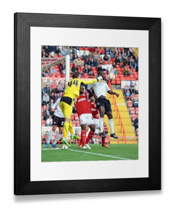 Framed Print : Dramatic Clearance by Sam Walker: Bristol City vs Colchester United, Sky Bet League One Framed Print : Dramatic Clearance by Sam Walker: Bristol City vs Colchester United, Sky Bet League One