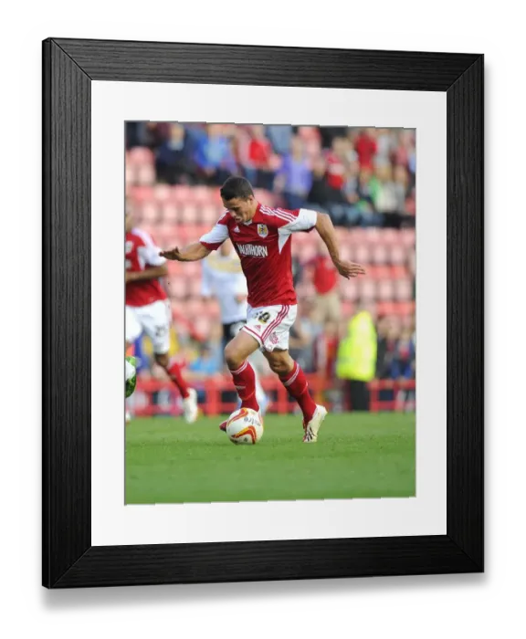 Framed Print : Stephen McLaughlin in Action: Bristol City vs Colchester United, Sky Bet League One, 2013 Framed Print : Stephen McLaughlin in Action: Bristol City vs Colchester United, Sky Bet League One, 2013
