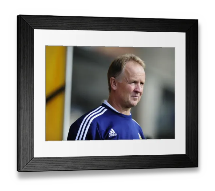 Framed Print : Sean O'Driscoll Leads Bristol City at Port Vale's Vale Park, Sky Bet League 1 Football Match, October 2013 Framed Print : Sean O'Driscoll Leads Bristol City at Port Vale's Vale Park, Sky Bet League 1 Football Match, October 2013