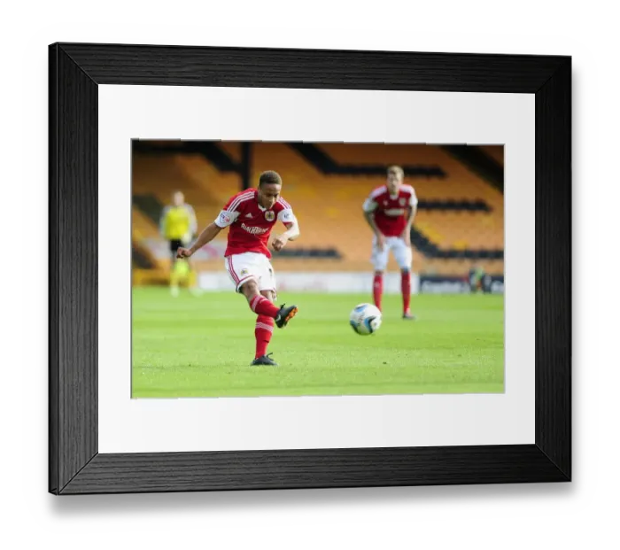 Framed Print : Bobby Reid's Shot: Port Vale vs. Bristol City, Sky Bet League 1 Framed Print : Bobby Reid's Shot: Port Vale vs. Bristol City, Sky Bet League 1