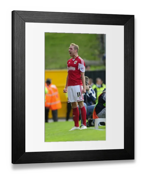 Framed Print : Bristol Citys Scott Wagstaff celebrates his goal. - Photo mandatory by-line Framed Print : Bristol Citys Scott Wagstaff celebrates his goal. - Photo mandatory by-line
