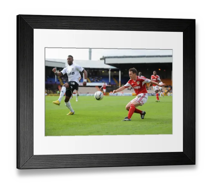 Framed Print : Nicky Shorey's Cross at Vale Park: Port Vale vs. Bristol City, Sky Bet League 1 Framed Print : Nicky Shorey's Cross at Vale Park: Port Vale vs. Bristol City, Sky Bet League 1
