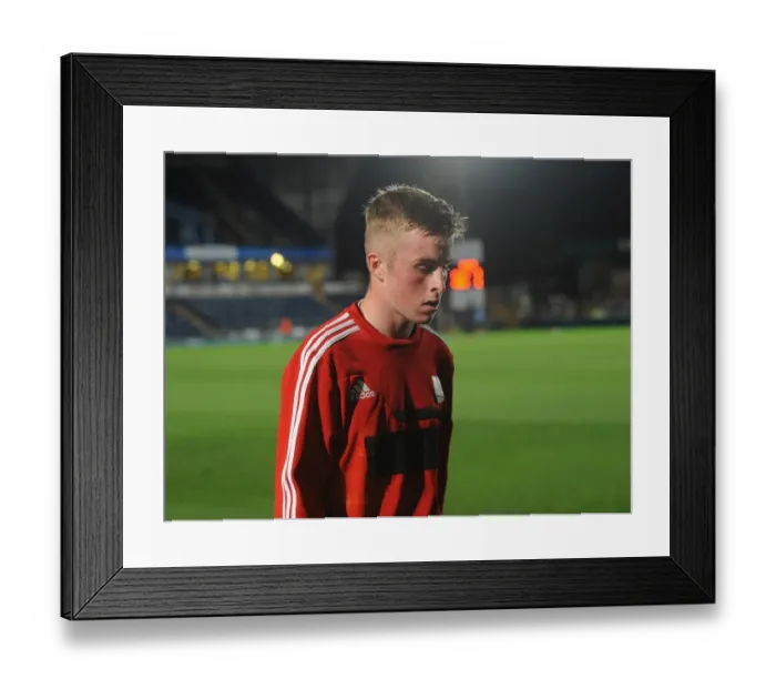 Framed Print : Joe Morrell in Action: Bristol City vs Wycombe Wanderers, 2013