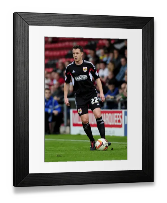 Framed Print : Nicky Shorey of Bristol City in Action at Crewe, 2013 Framed Print : Nicky Shorey of Bristol City in Action at Crewe, 2013