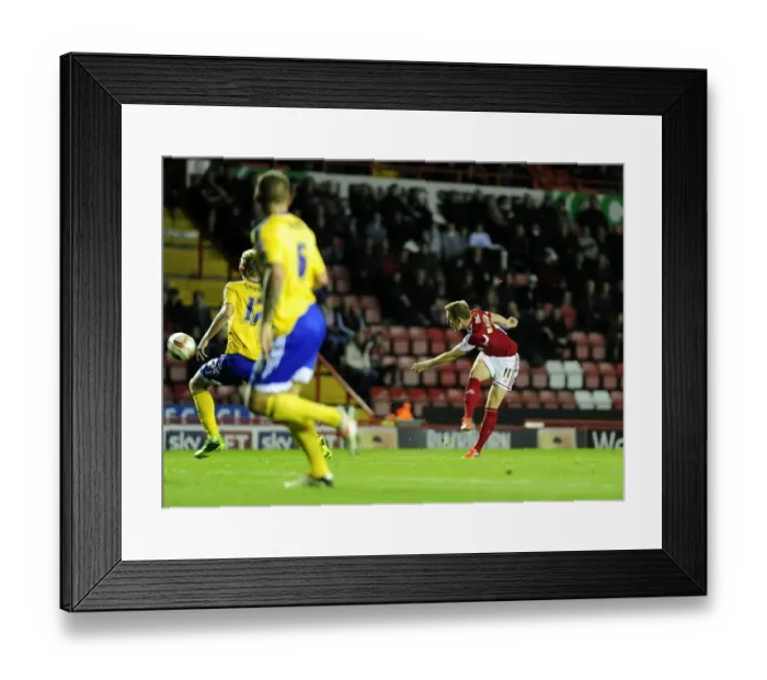 Framed Print : Bristol City's Scott Wagstaff Goes for Glory: A High Stakes Shot at Ashton Gate Framed Print : Bristol City's Scott Wagstaff Goes for Glory: A High Stakes Shot at Ashton Gate