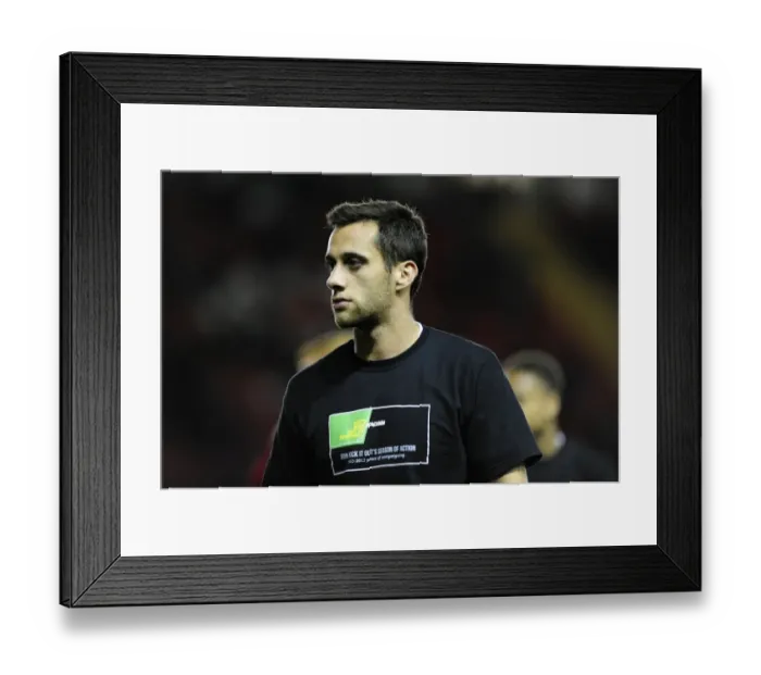 Framed Print : Bristol City's Sam Baldock Wears Kick It Out Shirt in Bristol City vs. Brentford Match, Sky Bet League One (October 2013) Framed Print : Bristol City's Sam Baldock Wears Kick It Out Shirt in Bristol City vs. Brentford Match, Sky Bet League One (October 2013)