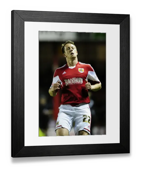 Framed Print : Nicky Shorey of Bristol City in Action Against Brentford, Sky Bet League One, 2013