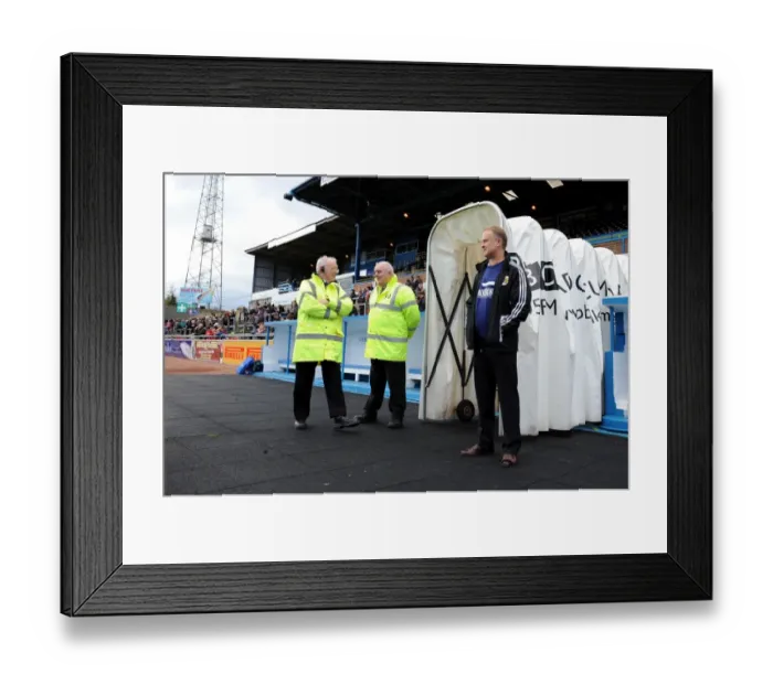Framed Print : Sean O'Driscoll at Brunton Park: Bristol City FC Coach Before Carlisle United Clash, October 2013 Framed Print : Sean O'Driscoll at Brunton Park: Bristol City FC Coach Before Carlisle United Clash, October 2013