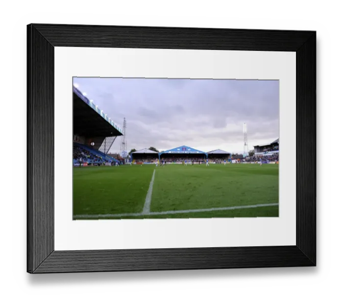 Framed Print : Bristol City vs Carlisle United: A Football Rivalry in Sky Bet League One at Brunton Park (October 2013) Framed Print : Bristol City vs Carlisle United: A Football Rivalry in Sky Bet League One at Brunton Park (October 2013)