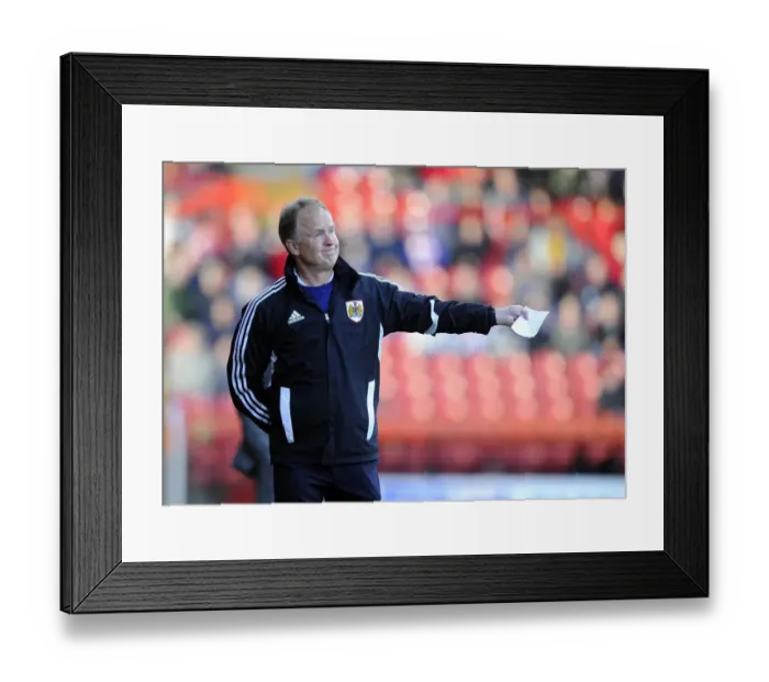 Framed Print : Sean O'Driscoll Leads Bristol City Against Oldham Athletic in Sky Bet League One, 2013 (Football Match) Framed Print : Sean O'Driscoll Leads Bristol City Against Oldham Athletic in Sky Bet League One, 2013 (Football Match)