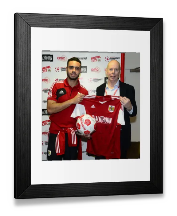 Framed Print : Bristol City vs Oldham Athletic: Sky Bet League One Clash at Ashton Gate - November 2013 Framed Print : Bristol City vs Oldham Athletic: Sky Bet League One Clash at Ashton Gate - November 2013