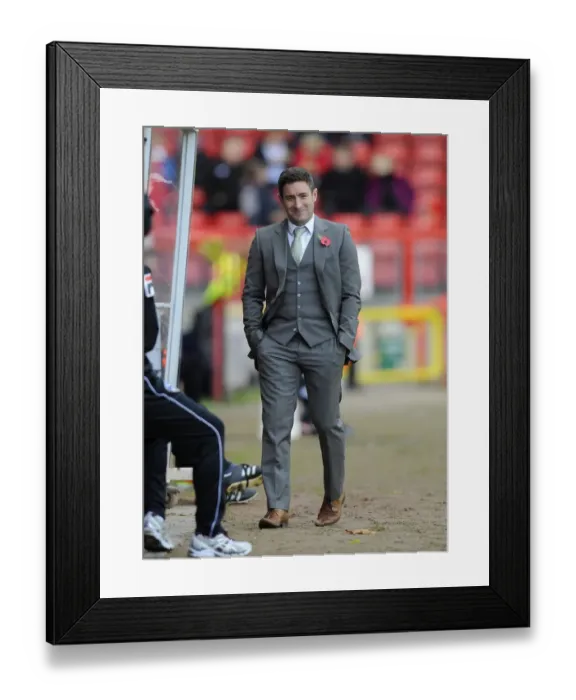 Framed Print : Lee Johnson's Homecoming: Bristol City vs Oldham Athletic, Sky Bet League One Football Match, 2013