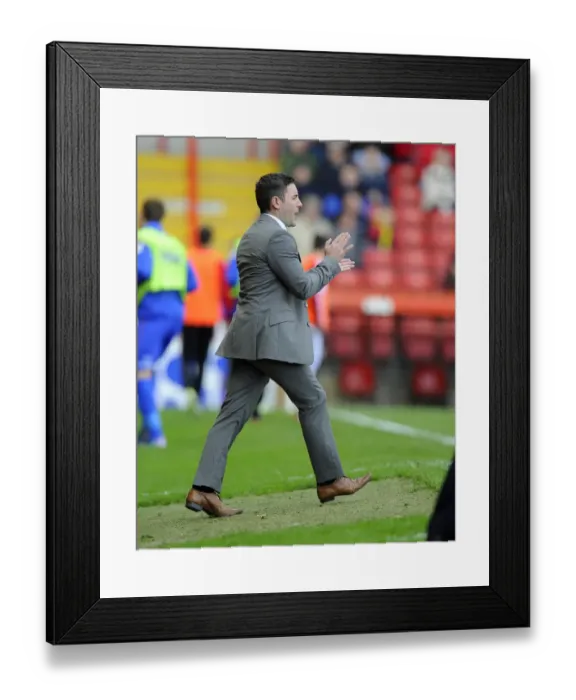 Framed Print : Lee Johnson's Homecoming: Bristol City vs Oldham Athletic, 2013 - Football Match