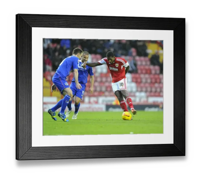 Framed Print : Jay Emmanuel-Thomas Shoots for Bristol City Against Oldham Athletic, Sky Bet League One, 2013 Framed Print : Jay Emmanuel-Thomas Shoots for Bristol City Against Oldham Athletic, Sky Bet League One, 2013