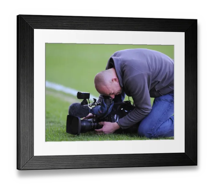 Framed Print : Bristol City vs Oldham Athletic: A Football Rivalry in Sky Bet League One at Ashton Gate - November 2013 Framed Print : Bristol City vs Oldham Athletic: A Football Rivalry in Sky Bet League One at Ashton Gate - November 2013